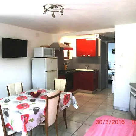 Meuble T2 En Rez De Jardin * Gréoux-les-Bains